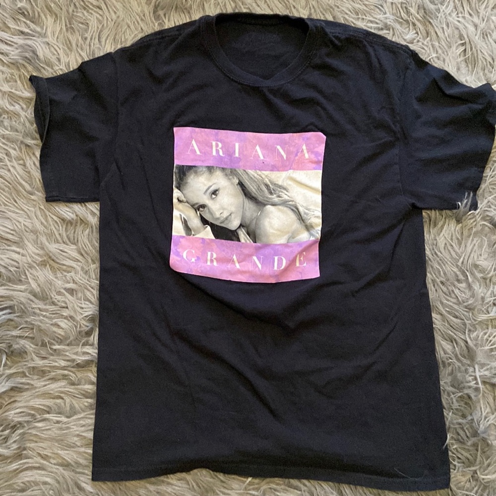 Ariana Grande Shirt